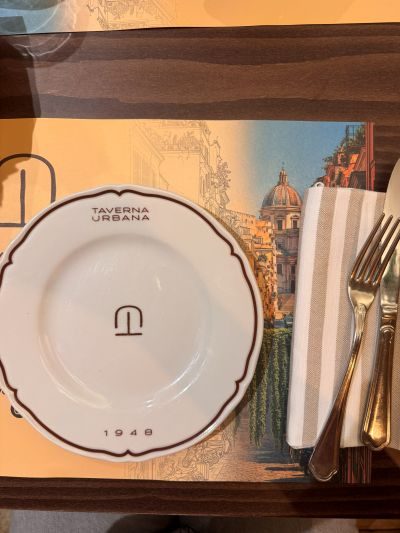 taverna urbana monti bord.jpg