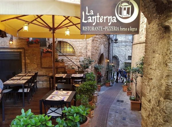 La Lanterna.jpg