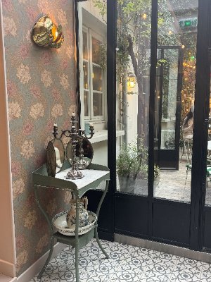 Hotel Henriette.jpg